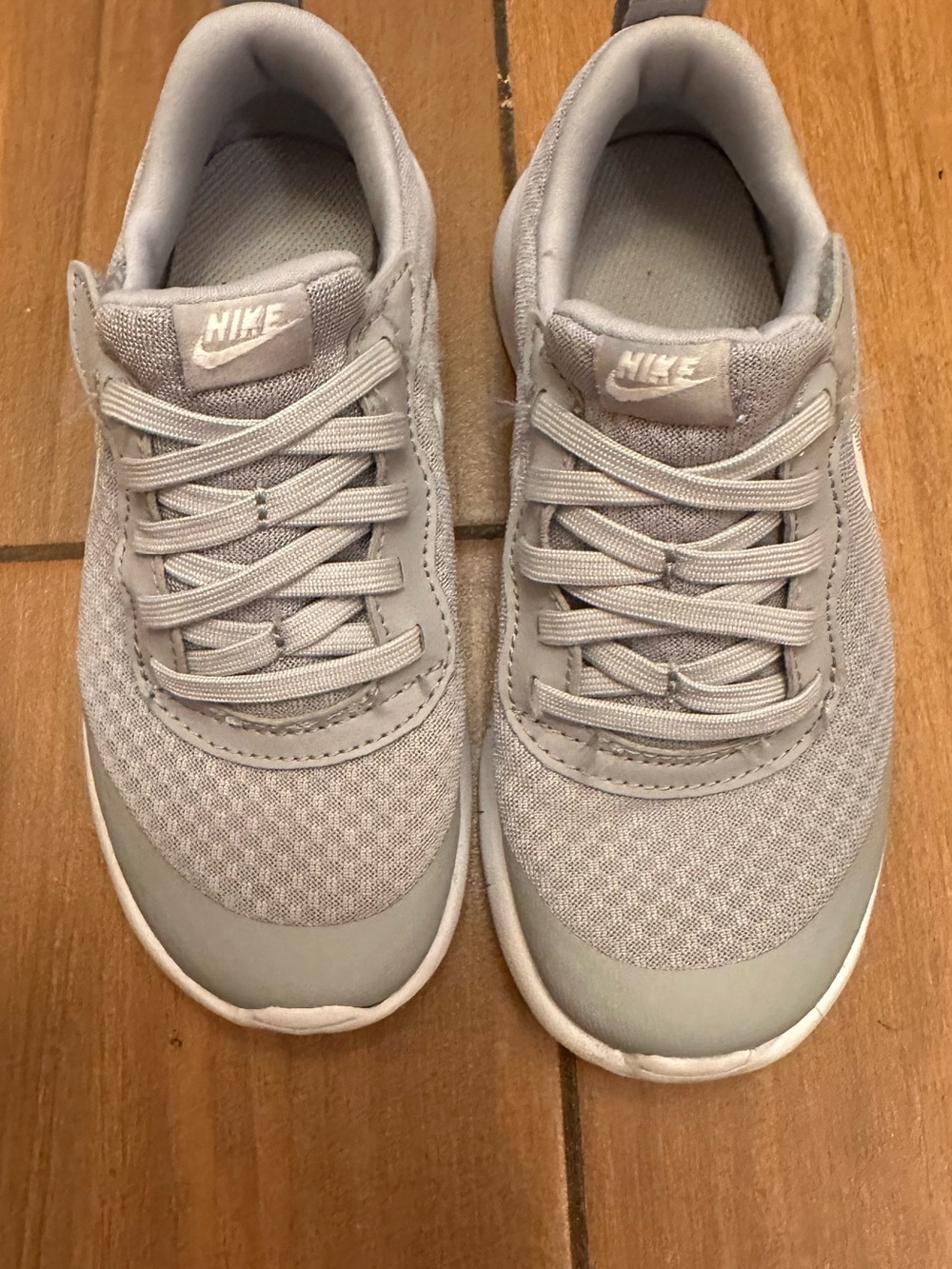 Nike Kids Light Gray Mesh Casual Sneakers